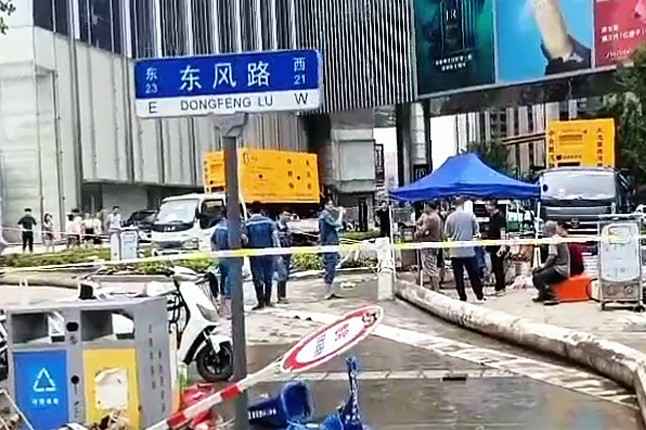 开云网页版页面-开云(中国)排涝突击队在排涝现场